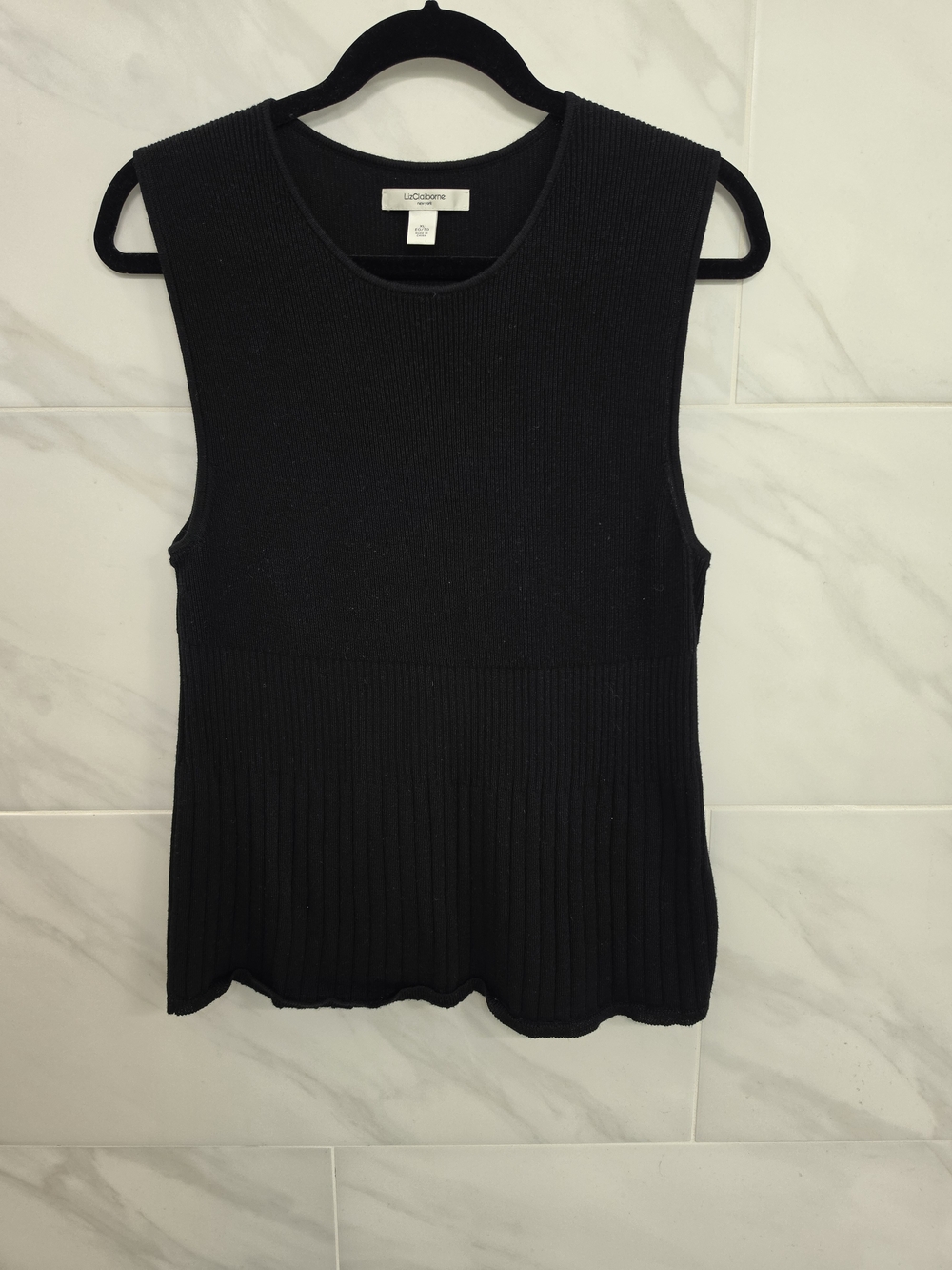 Liz Claiborne Black Ribbed Knit Tank